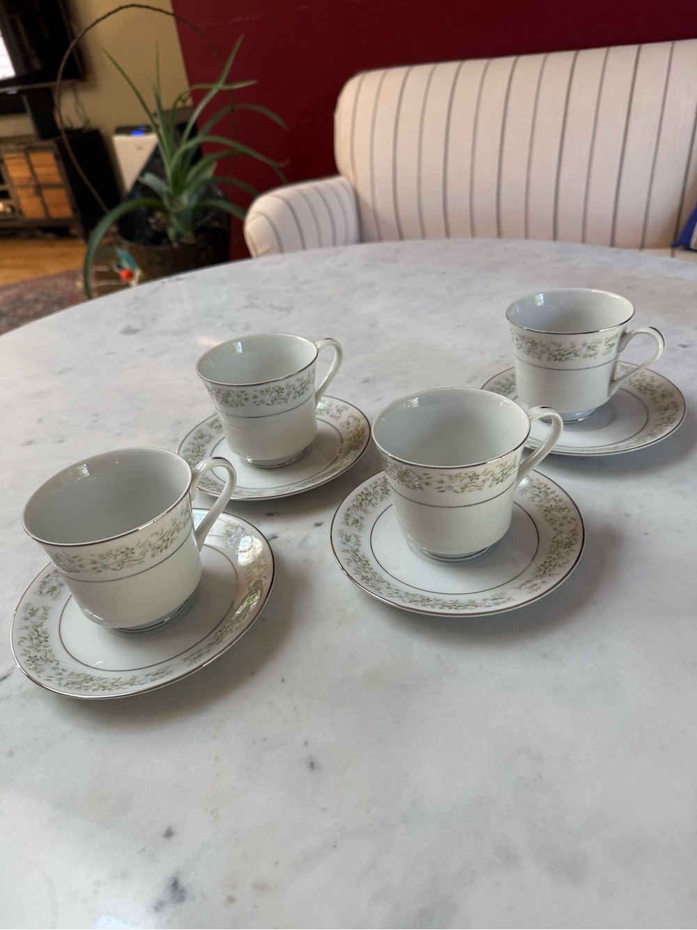 Porcelain White and Silver Floral Teacup and Saucer Set - 4pc